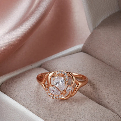 White Shiny Natural Zircon Rose Gold Zircon Teardrop Ring