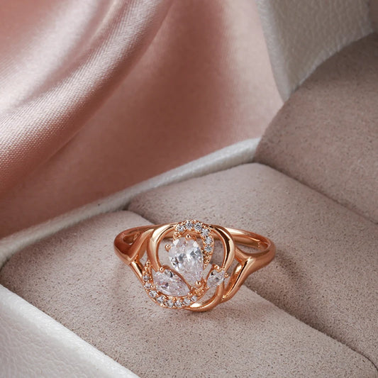 White Shiny Natural Zircon Rose Gold Zircon Teardrop Ring